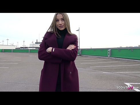 ❤️ GERMANA SCOUT ESTAS REVĜO tuŝanta ŜTALON, PARKOJN TELTALALE KAJ SEXYA POR MONO ️ Porno ĉe ni ﹏