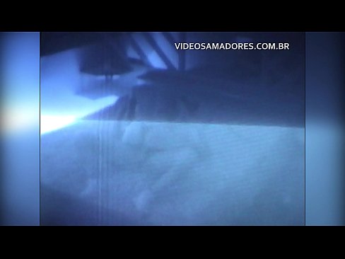 ❤️ Edzo filmas edzinon fikan najbaron kaj malkovras ke li estas kornulo ️ Porno ĉe ni ﹏